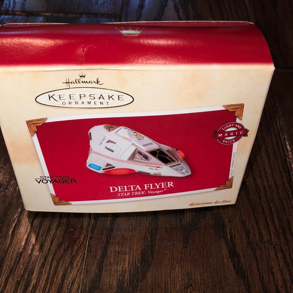 Hallmark keepsake ornament Delta Flyer Star Trek voyager
LightsChristmas tree